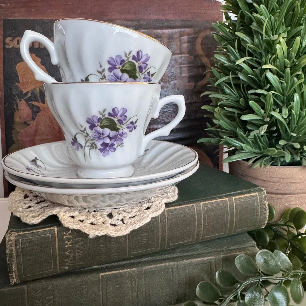 Designpac Purple Violet Floral Porcelain Tea Cup and Saucer Set of 2 Gold Rim